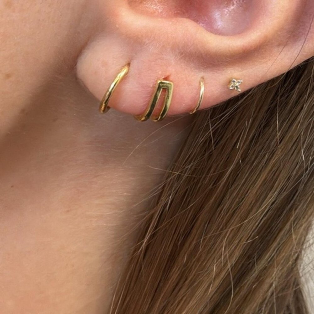 The Ophelia Gold sterling silver stud earrings double hoop style look